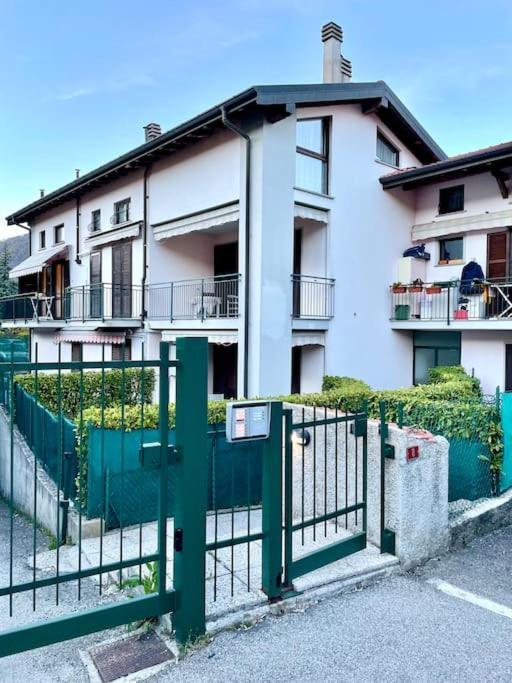 Tresa Bay House - Lugano Lake Lavena Ponte Tresa Buitenkant foto